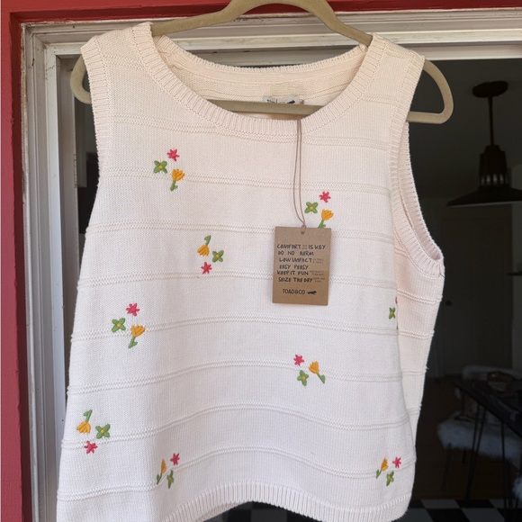 Toad & Co NWT Embroidered Cream Sleeveless Top - Picture 3 of 5